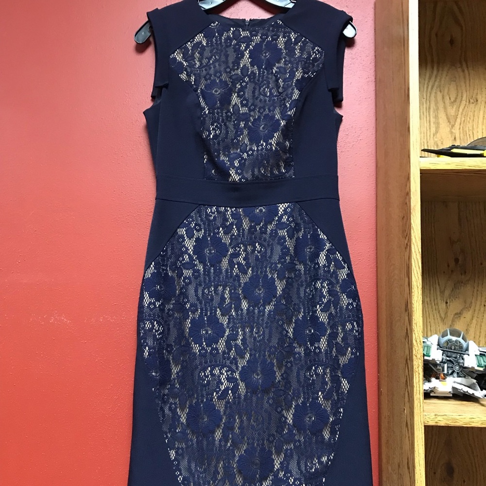 Adrianna Papell navy lace sheath dress size 4